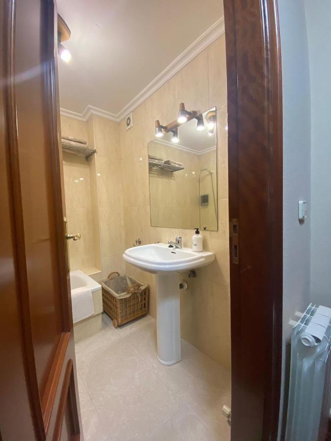 Estudio Plaza Eliptica B&B Vigo Eksteriør billede